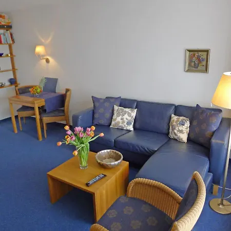 Appartement Promenade - Utoring-68 By Interhome Arosa